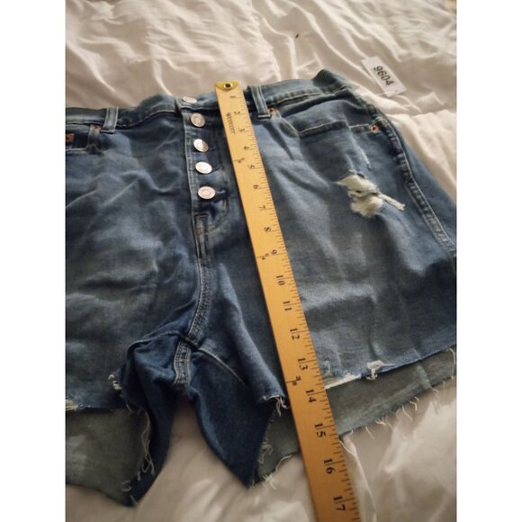 Gap Factory Womens Mid-Rise Distressed Denim Shorts Size 14/32Cotton Blend NWT - Picture 8 of 9